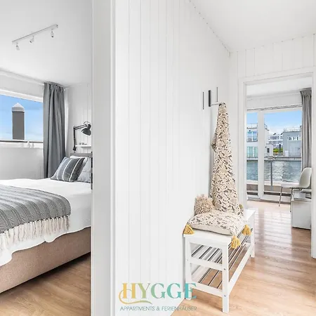 別荘 Schwimmendes Haus Hygge オルペニッツ