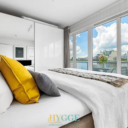 Schwimmendes Haus Hygge Hébergement de vacances *