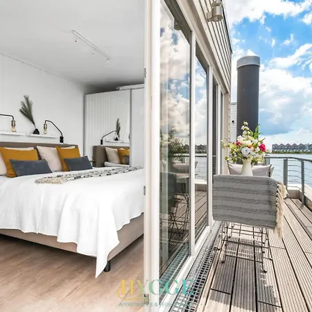 Schwimmendes Haus Hygge Ferienhaus *